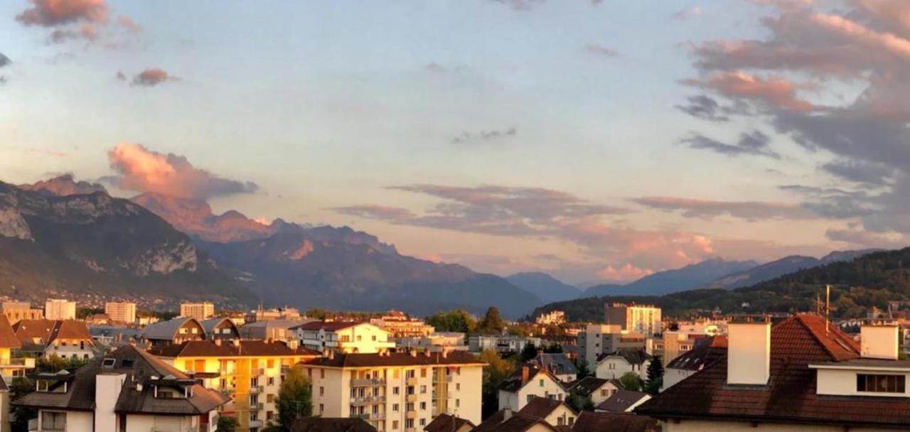 Penthouse Flat South-Facing Terrace - Welkeys Lägenhet Annecy Exteriör bild